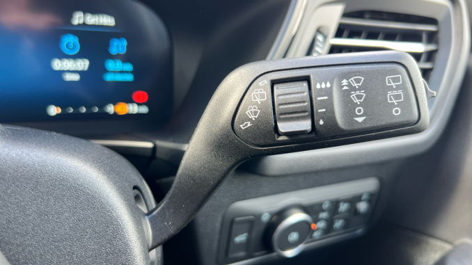 Ford Kuga 2.5 FHEV ST-Line X Black Package 5dr CVT Hybrid Estate - Image 40